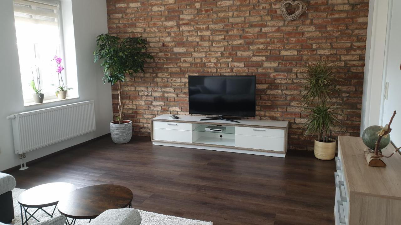 Seensucht & Urlaubstraeume, Ferienwohnung "Seerose" Grossraeschen Exterior photo
